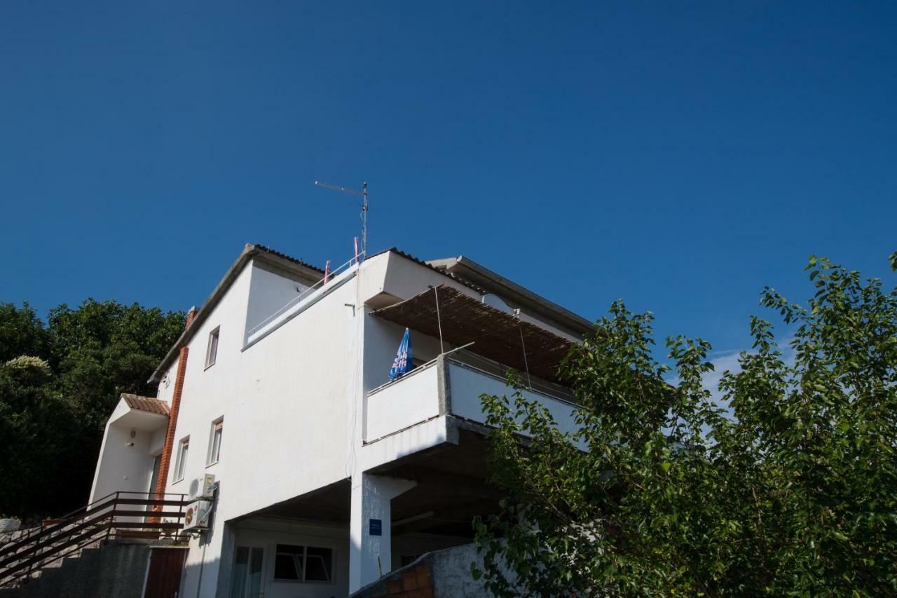 Apartments Renata Kampor Exterior photo